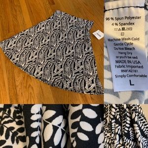 Black & White STUNNING Soft Azure Swing Skirt L